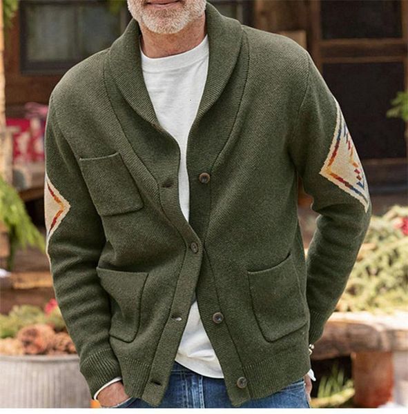 

men's sweaters 2023 autumnwinter british street fashion personality pattern jacquard knitwear long sleeve cardigan sweater coat 230831, White;black