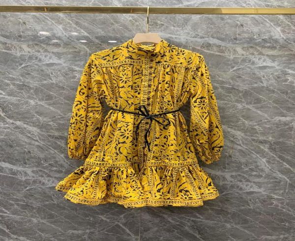 

lian logo dress 2021 springsummer with belted holiday yellow print halfway highneck short style3847899, Black;pink