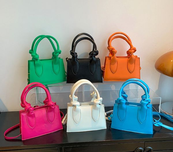 

fashion big girls handbags old kids pu leather alar one-shoulder bag teenagers all-matching crossbody bags z3739, Black