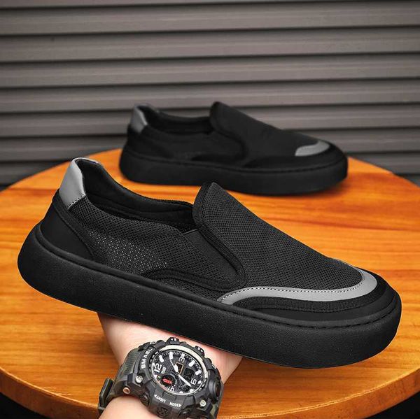 

dress shoes tennis men shoes breathable soft bottom non -slip casual shoes comfortable slip-on walking male vulcanized shoes solid zapatos l, Black