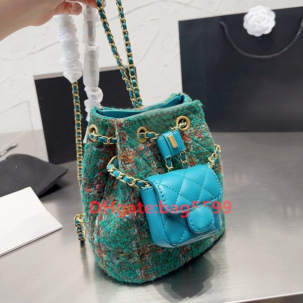 

2023 high-quality luxury brand denim shoulder bags classic tote bag with purses inside silver chain new casual handbag