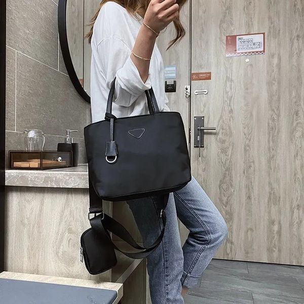 

elling designer shoulder bags nylon handbags coin wallets women bags crossbody bag hobo purses totes stuff sacks