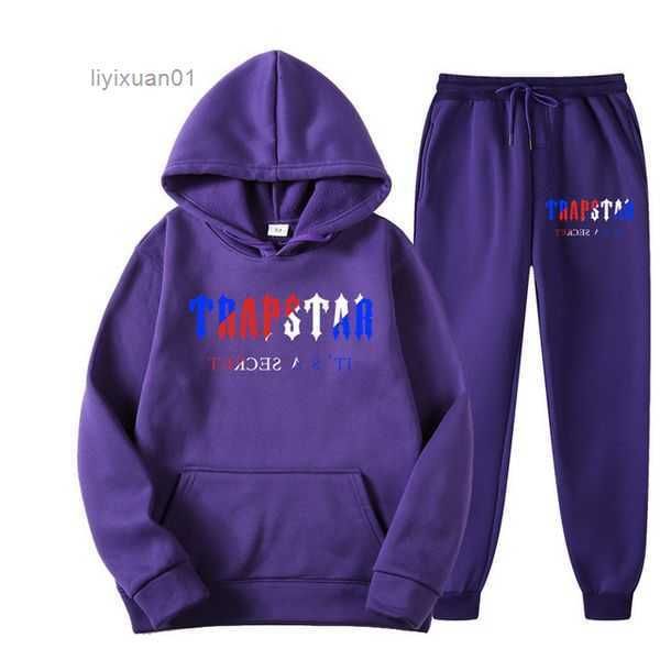 

tracksuit trapstars brand printed sportswear men's t shirts 16 colors warm two pieces set loose hoodie sweatshirt pants jogging sweate, Black