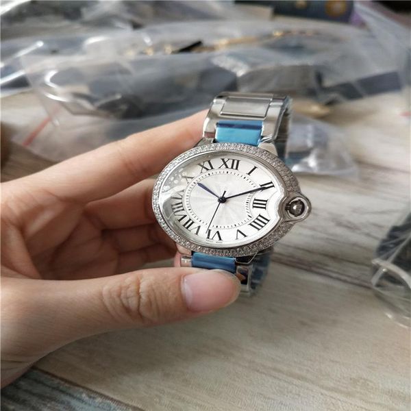 

new fashion men ladies watch quartz movement diamonds bezel wristwatches for women stainless steel band white face ca122470, Slivery;brown