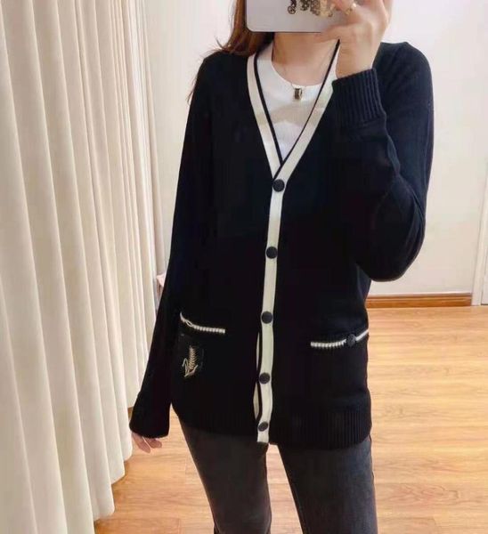 

women039s knits designer label paste pocket wheat ear threedimensional decoration temperament vneck cardigan loose and thin c8846687, White