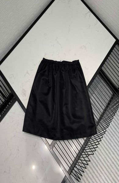 

21ss new women skirts fashion matching nylon inverted triangle style trendy women short dresses black color size3982314
