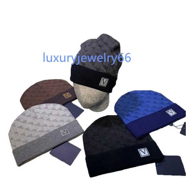 

new fashion men ladies letter designer hat plaid knit skull hat winter beanie, Blue;gray