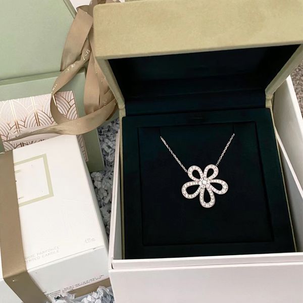 

designer jewelry plated necklaces luxury designer necklace four leaf clover cleef fashion pendant necklace wedding party jewelry, Silver