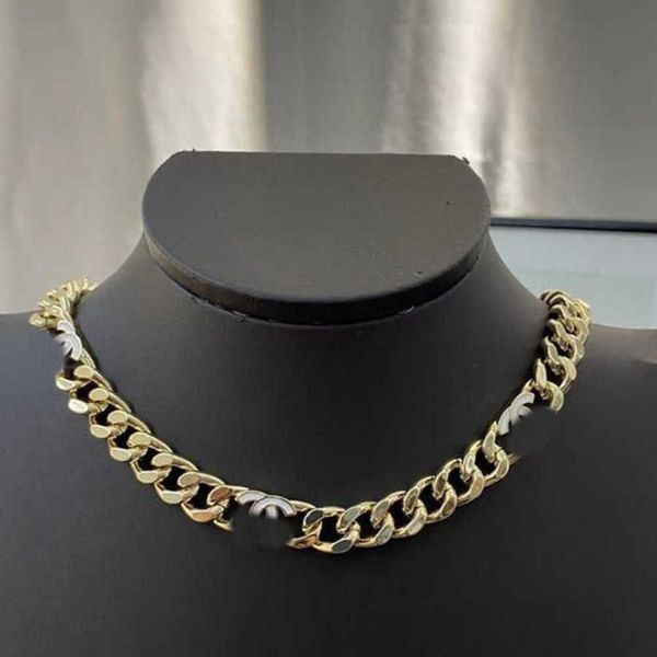

luxury fashion classics necklaces pendant brand ch designers men women cuban link chain pendants necklace choker curb diamonds clasp lock 18, Silver