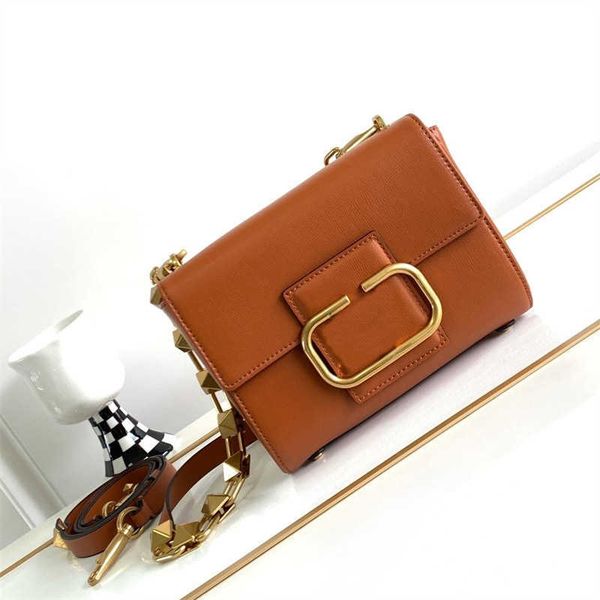 

2023 vltn designer calfskin elegant bag riveted purse double shoulder strap small square light luxury advanced sense fashion crossbody chain