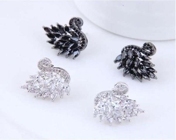 

s1342 fashion jewelry s925 silver post zircon n earrings white black n stud earrings4067427, Golden;silver