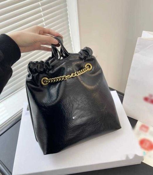 

new bag fashionable versatile women's garbage bag with adjustable chain simplicity advanced one shoulder crossbody