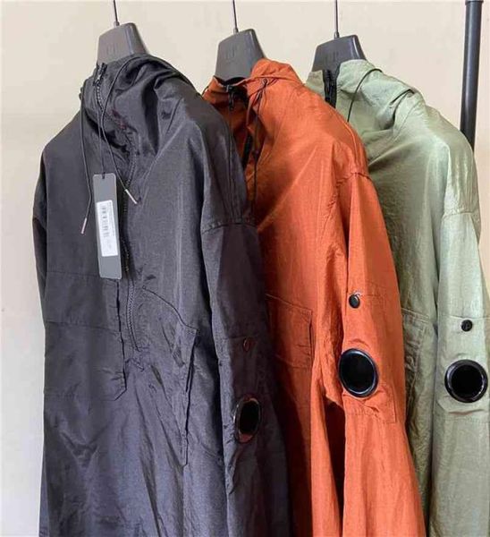 

cp 22ss fashion company loose nylon hooded jacket men ultra light orange jackets outdoor casual pullover coat3258815, Black