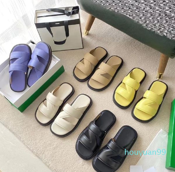 

2023 cattlehide weave slippers men women's flat bottom sandal designer summer couples leisure sandals comfortable luxury flip flop slip, Black