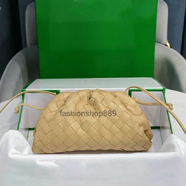 

bags beach designer women handbags purses luxurys woven bag multifunction satchel meenger cross body pink cloud bag hollow pochette 23ss