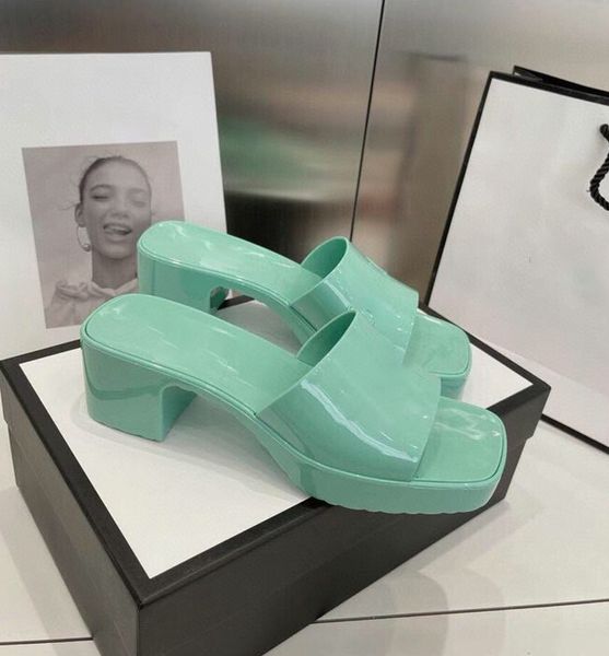 

luxury sandals slides designer women slides latest outdoor shoe summer slippers womens yellow, red slippers womens lazy beach fashion sandal, Black