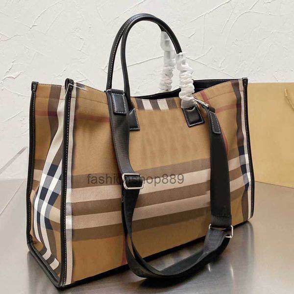 

large designer shopping bag tote handbag canvas crossbody purse fashion bags letter plaid shoulder strap leather chain diaper bag 2023