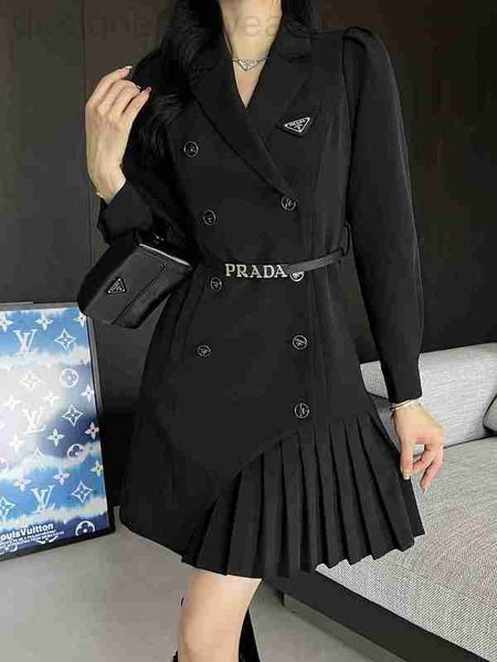 

casual dresses designer 23 spring and summer new temperament fashion triangle show thin crease design suit dress ceia, Black;gray
