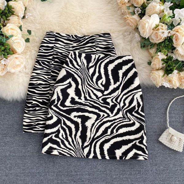 

skirts korean zebra print midi skirt women autumn female a-line high waist loose skirts vintage mini skirt 230301, Black