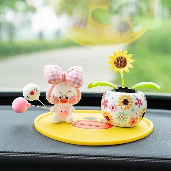 

interior decorations cute accessorie swing solar sunflower pendant auto decoration ornaments birthday gift car home decoraction r230228
