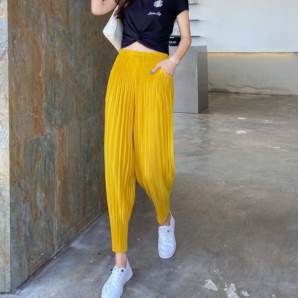 

women's pants capris 18 color spring high elastic waist trousers women's pleated harem pants casual loose pockets fold solid color, Black;white