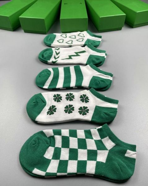 

designer menwomen's sock embroidery casual tiger autumn pure cotton sports knit warm men letter fashion socks gift box set 5 pieces., Black