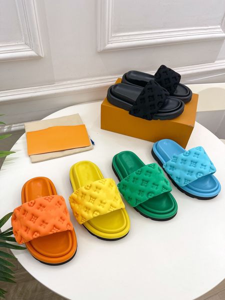 

2023 new slippers summer one word female relief slippers female summer outside wear increased height thick soft, Black