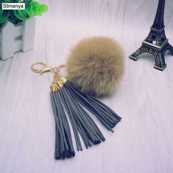 

key rings women tassel fur ball key chain with 3 tassels and 8cm pompom plated gold- for car keychain bag key ring jewelry 16012 r230301, Slivery;golden