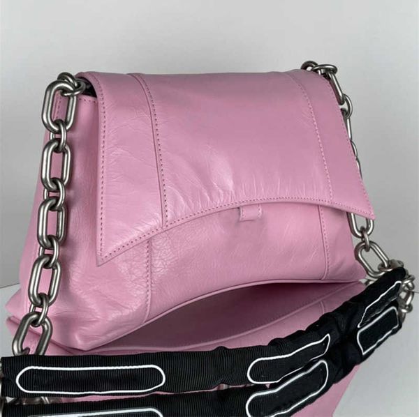 

downtown chain shoulder women fashion bag black pink white xs