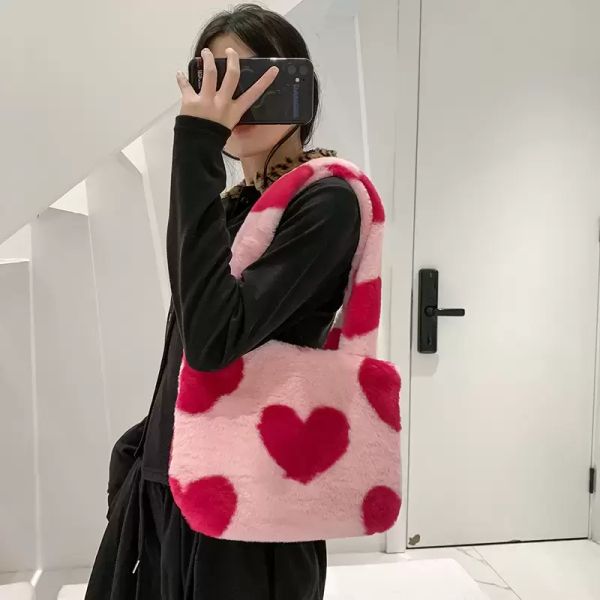 

japanese plush heart printing bag lovely western style single shoulder bags personality fashionable girl totes, Black;red