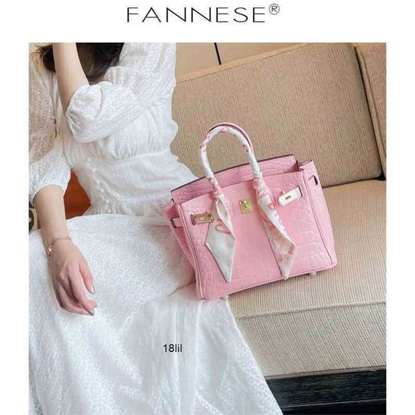 

designer herme bags birkin crocodile pattern platinum bag leather light pink handbag womens 2022 tide summer leather messenger bag lacquer