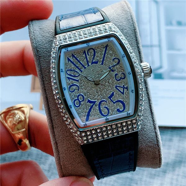 

watch direct sales manufacturers hair designer full drill neutral table male and female couples quartz belt kluo star water ghost, Slivery;brown