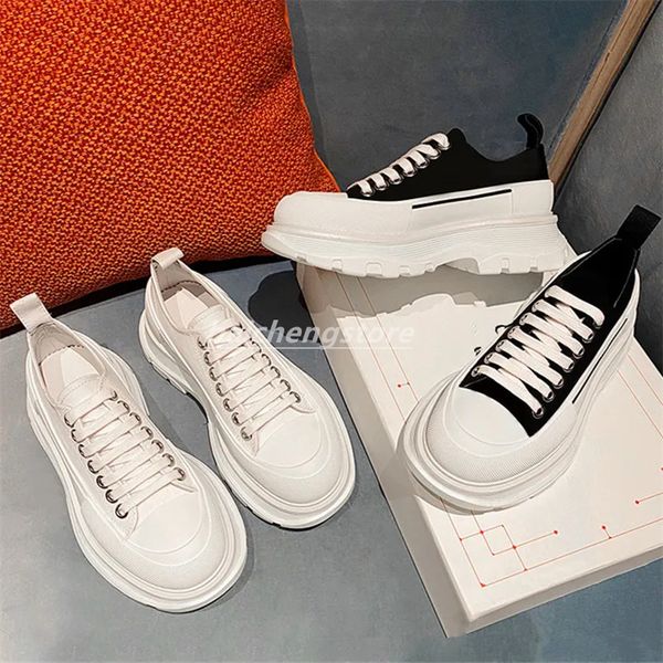 

wholesales dunks designer boots fashion casual shoes tread slick canvas sneaker arrivals platform shoes high triple white royal pale pink re, White;red