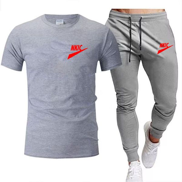

summer new men's tracksuits short-sleeved t-shirt sports suit men's casual shorts sports set gradually summer men's two-piece, Gray