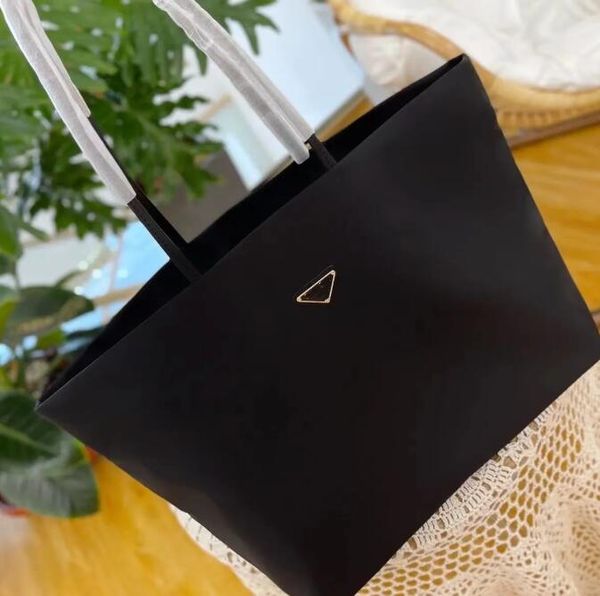 

fashion nylon shopping bag large capacity handbag