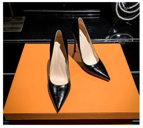 

the latest women's wedding pointy single shoes, crocodile skin queen luxury designer stiletto shoes, large 35-44 with shoe box, Black