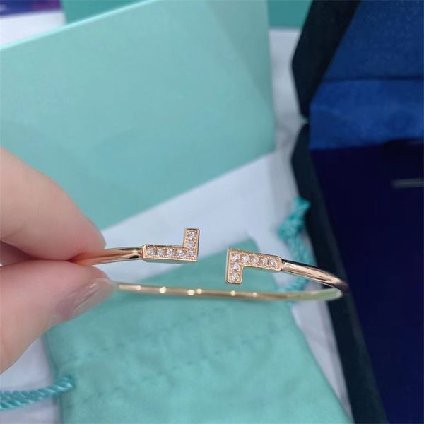 

love t designer bracelet homme diamond mens luxury letter bangle gold color elegant charming boys simplicity aesthetic women man jewelry wir, Black