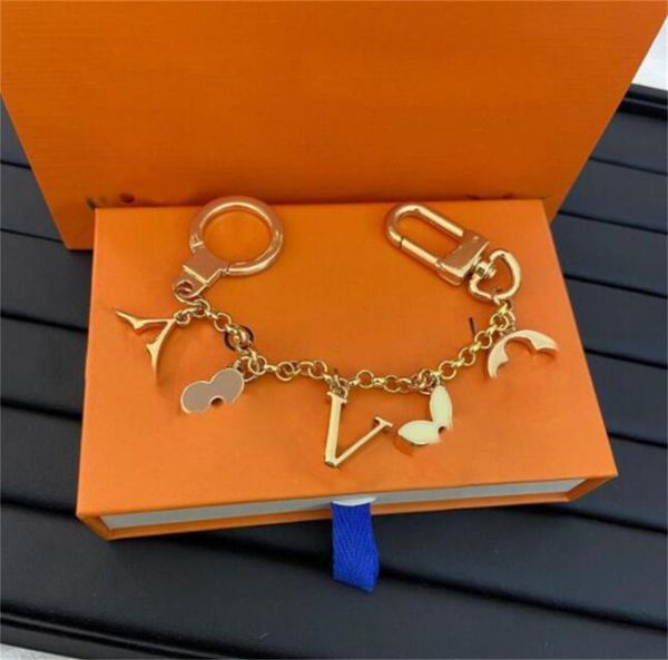 

2023 keychain luxury designer brand key chain men car keyring women buckle keychains bags pendant exquisite gift with box dust bag, Silver