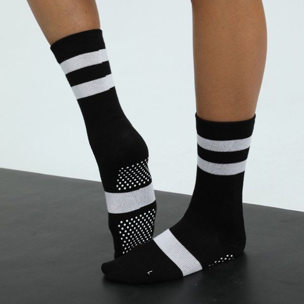 

new cross-border men's and women's yoga socks training non-slip pvc glue skin soft sweat-absorbing elastic straight socks, Black