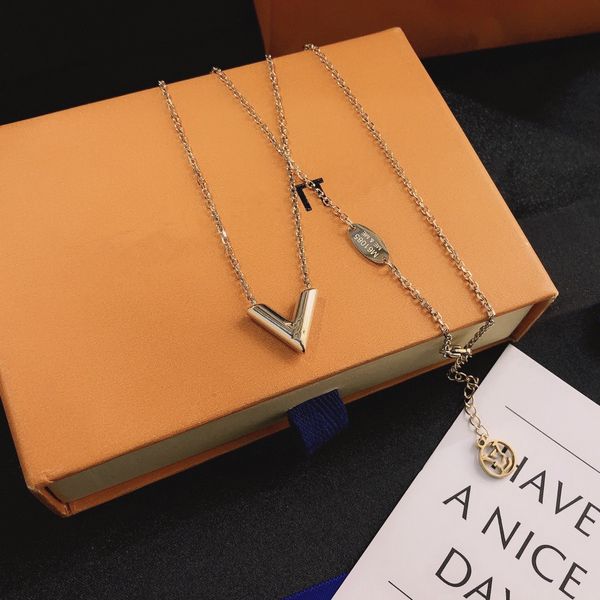 

heart necklace womens stainless steel couple pendant jewelry on the neck valentine day gift for girlfriend accessories wholesale, Silver