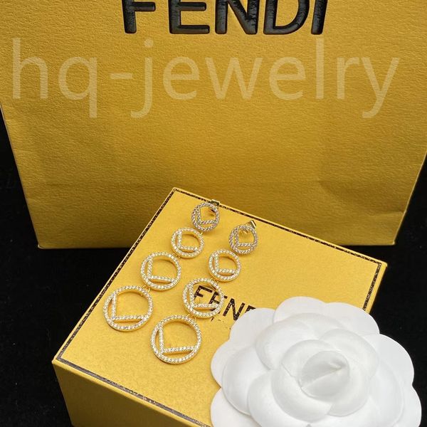 

2023 international master design earrings ideal for wedding party first fashion jewelry1, Golden;silver