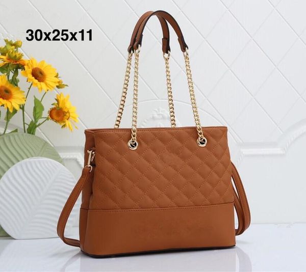 

shoulder bags 2023 new women luxury brand shoulder bag qwertyui879 ladies designer bag white chain envelope letter female flap leather bag