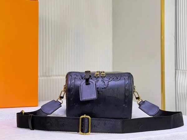 

luxury shoulder bag designer pillow handbag women tote handbag relief flower pressed crossbody bag fashion shoulder handbag lady shopping ba