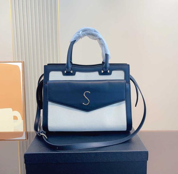 

crossbody bag luxurys handbags designer bag shoulder bags women handbag classic fashion classic letters cross body totes