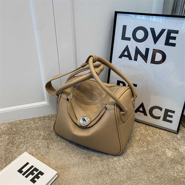 

original designer h doctor hand bag small design handbag women s bag 2023 autumn and winter new versatile one shoulder crossbody korean