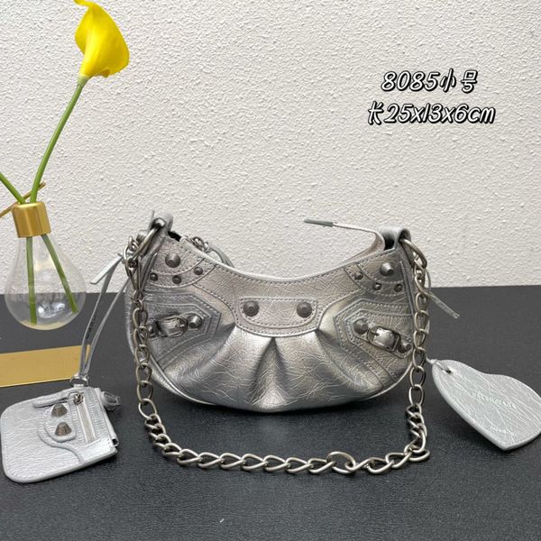 

designer chain shoulder handbag women's tote bag heart-shaped hanging mirror fashion purse waxed cowhide fashion crossbody bag woman wa