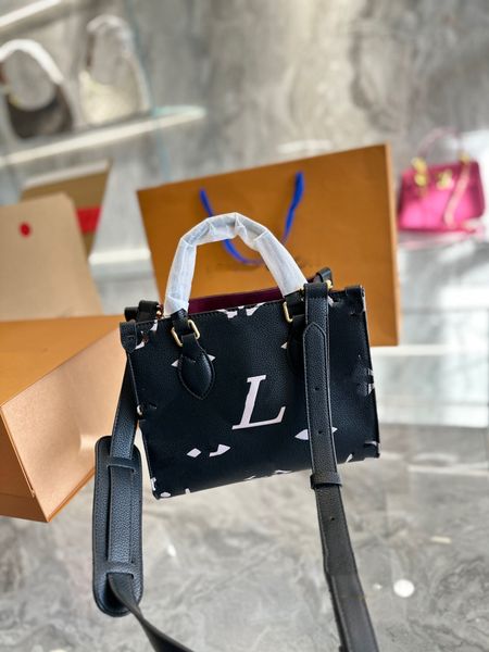 

Designers luxury women bagPlain Handbags Fashion sac Letter Spring Style Bag Women Tote Letter Embossing Leather Crossbody Shoulder Bags, Pink