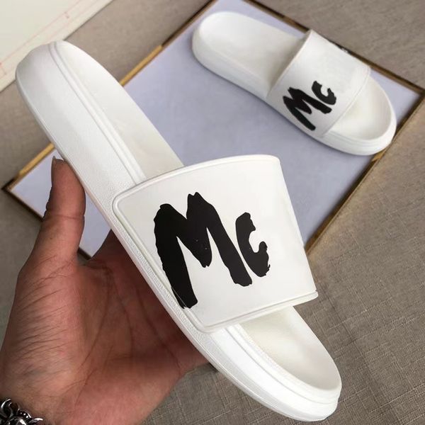 

mens womens slippers summer rubber sandals beach slide fashion scuffs three-dimensional font indoor shoes letter embroidery slipper with box, Black