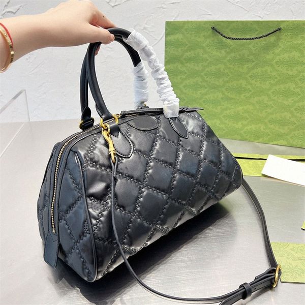 

matelasse leather handle bag cotton linen lining crossbody designer handbag gold-toned hardware shoulder bags chain wallet interchangeable s