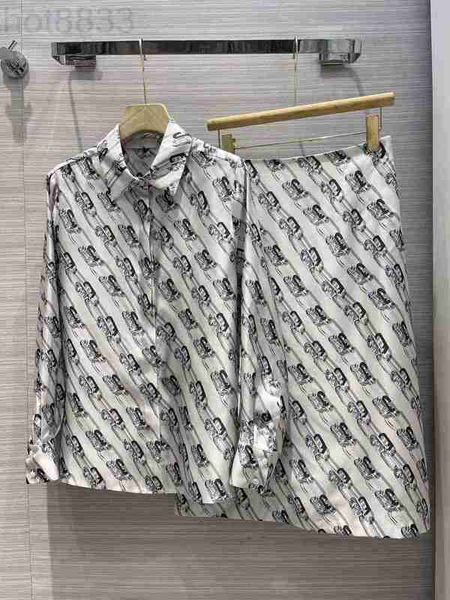 

two piece dress designer 2022 new autumn winter lapel neck long sleeve shirts print and skirts brand same style 2 s sets women's 1014-2, White